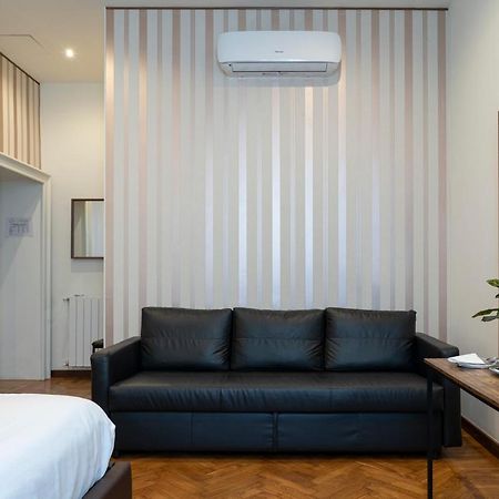 Varese Suites Ngoại thất bức ảnh