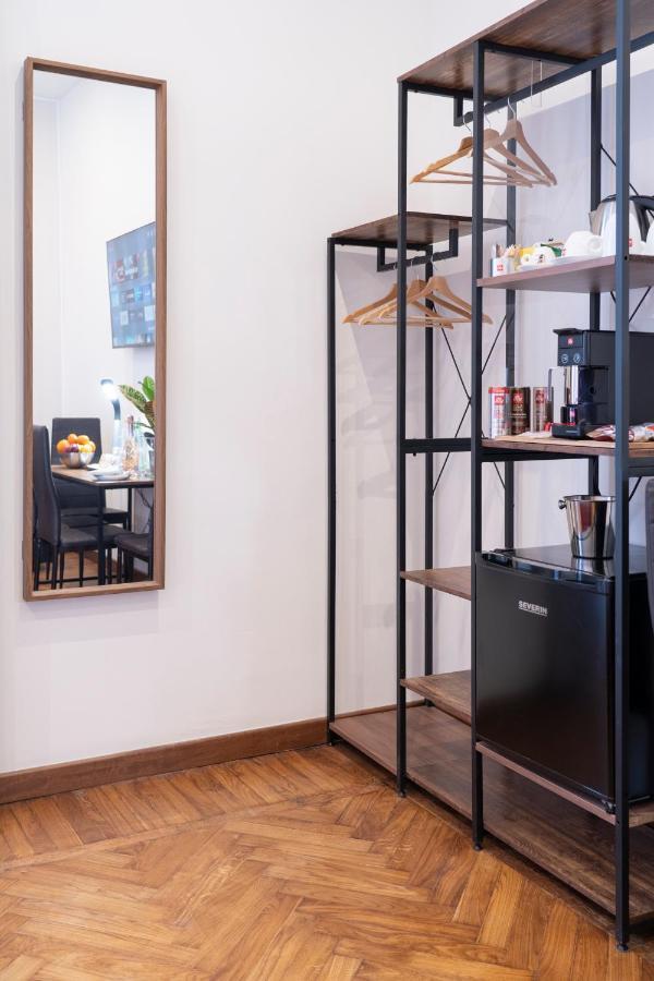 Varese Suites Ngoại thất bức ảnh