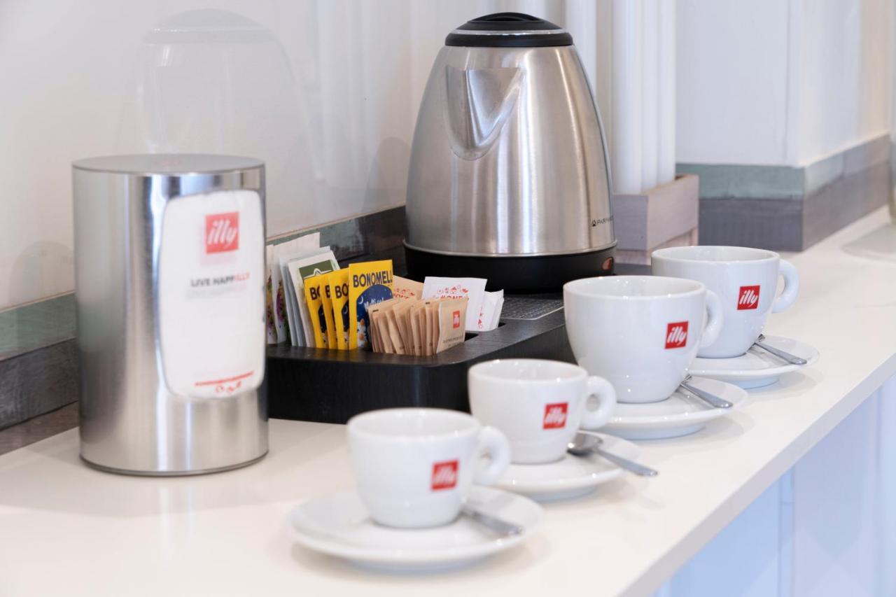 Varese Suites Ngoại thất bức ảnh